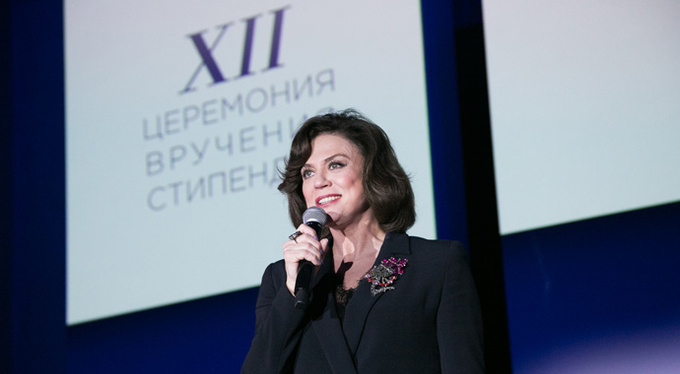 12-я церемония вручения стипендий L'ORÉAL-UNESCO «Для женщин в науке» 12-я церемония вручения стипендий L'ORÉAL-UNESCO «Для женщин в науке»