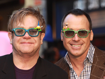 Элтон Джон (Elton John) продолжит бороться за ребенка Элтон Джон (Elton John) продолжит бороться за ребенка