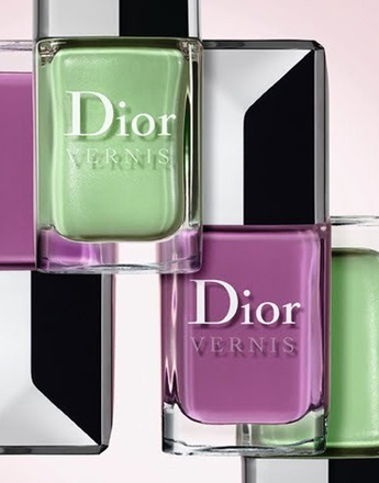 Лаки для ногтей с ароматом розы Dior Vernis Garden Party.