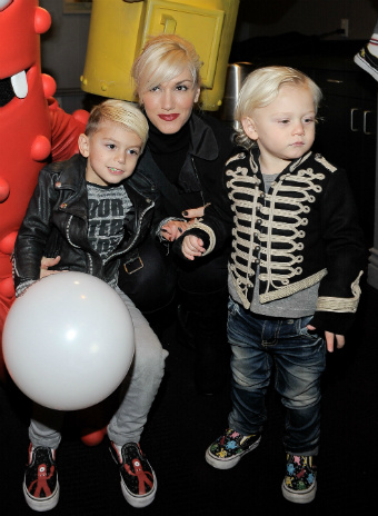 Кингстон и Зум