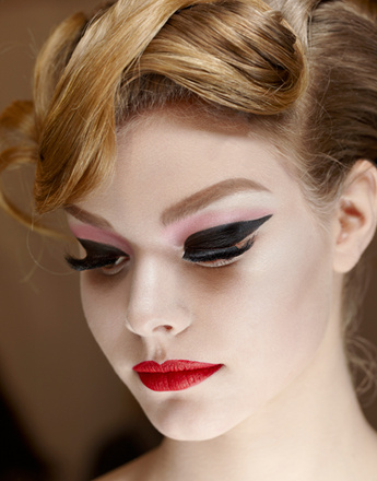 Haute Couture Spring/Summer 2011