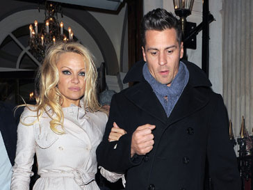 Памела Андерсон (Pamela Anderson) с Мэттом Эверсом (Matt Evers) Памела Андерсон (Pamela Anderson) с Мэттом Эверсом (Matt Evers)