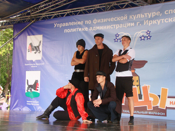 Танцы на сквере - 2014