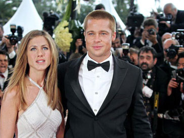 Брэд Питт (Brad Pitt) критикует бойфренда Дженнифер Энистон (Jennifer Aniston) Брэд Питт (Brad Pitt) критикует бойфренда Дженнифер Энистон (Jennifer Aniston)