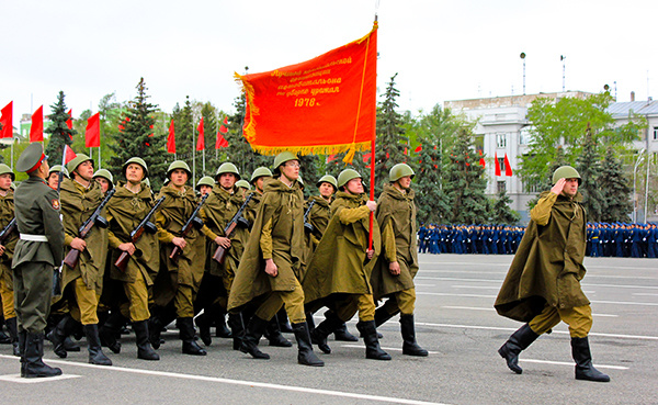 парад в Самаре 2015 парад в Самаре 2015