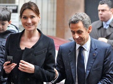 Беременность Карлы Бруни (Carla Bruni) не позволяет ей присутствовать на светских приемах Беременность Карлы Бруни (Carla Bruni) не позволяет ей присутствовать на светских приемах