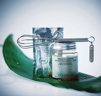 Двухкомпонентный крем Ma crème nature, L'Occitane: смешивать перед применением, хранить в холодильнике, использовать в течение трех недель.