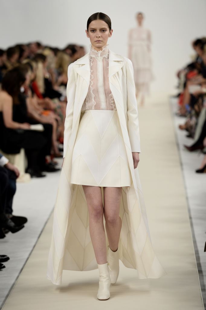 в Нью-Йорке прошел показ коллекции Valentino Sala Bianca