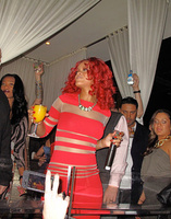 Рианна (Rihanna) Рианна (Rihanna)