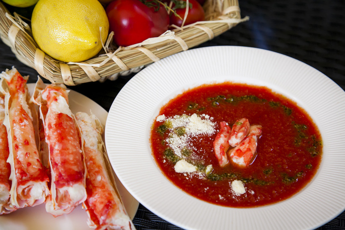 Гаспачо с крабом 