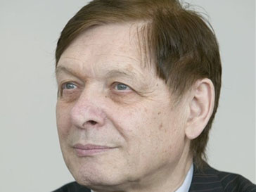 Эдуард Хиль Эдуард Хиль