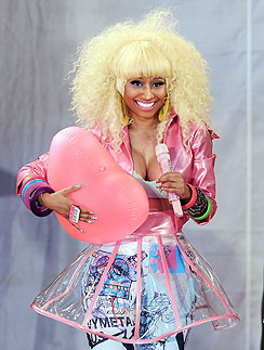 Ники Минаж любит необычные наряды. Ники Минаж (Nicki Minaj)