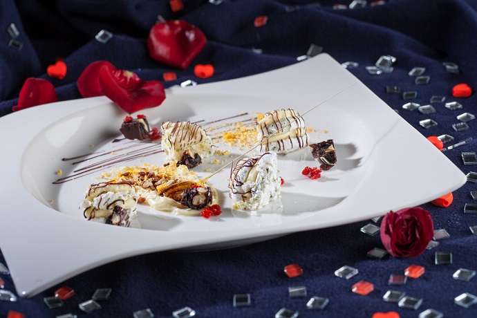 Парный десерт-комплимент на День Святого Валентина Парный десерт-комплимент на День Святого Валентина