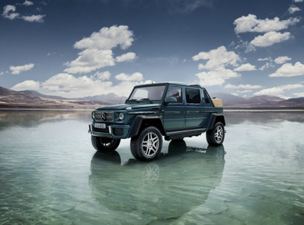 Новый Mercedes-Maybach G 650 Landaulet Новый Mercedes-Maybach G 650 Landaulet