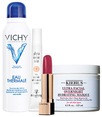 Термальная вода Vichy; консилер Phyto Cernes Eclat, Sisley, оттенок 1; помада L’Absolu Rouge, Lancôme, оттенок 322 Rose Désir; ночная увлажняющая маска с гиалуроновой кислотой Kiehl’s.