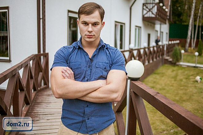 Массаж клиентам Илья будет делать лично Дом-2: Илья Григоренко последние новости 2015 фото