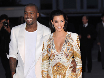 Ким Кардашьян (Kim Kardashian) и Канье Уэст (Kanye West) Ким Кардашьян (Kim Kardashian) и Канье Уэст (Kanye West)