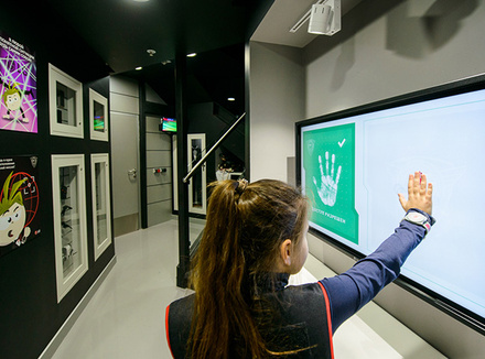 Школа секретных агентов LG Smart Школа секретных агентов LG Smart