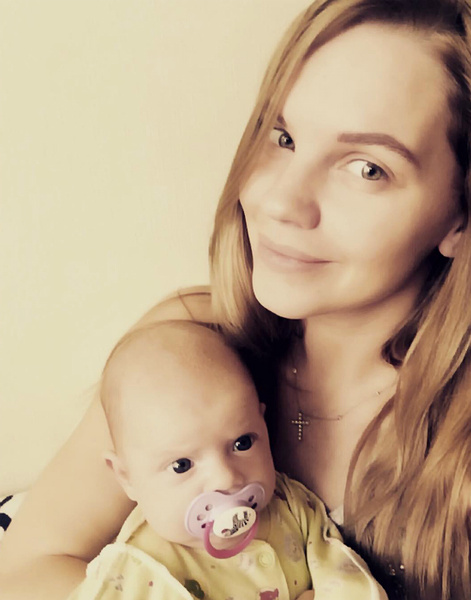 Екатерина Сафронова показала, на кого похожа ее дочь