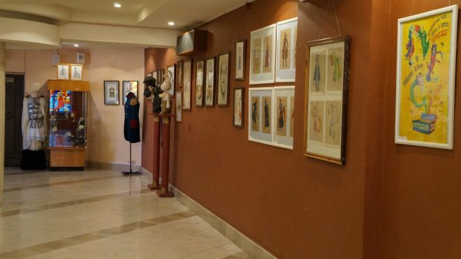 магнитогорск, театр буратино, премьера, блэз, выставка, фойе премьера, блэз, выставка, фойе, магнитогорск, театр буратино