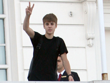 Скульптура Джастина Бибера (Justin Bieber) появилась и в США Скульптура Джастина Бибера (Justin Bieber) появилась и в США
