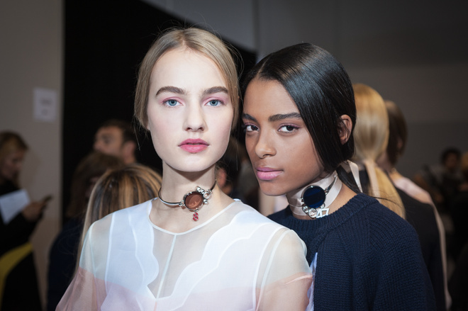 макияж с показа Dior весна-лето 2016 макияж с показа Dior весна-лето 2016