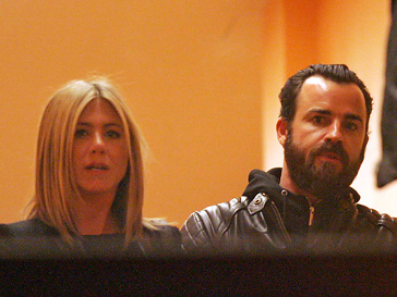 Дженнифер Энистон (Jennifer Aniston) и Джастин Теру (Justin Theroux) Дженнифер Энистон (Jennifer Aniston) и Джастин Теру (Justin Theroux)