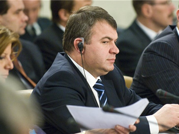 Анатолий Сердюков встречался с министром обороны США Анатолий Сердюков встречался с министром обороны США