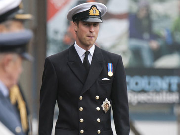 Принц Уильяма (Prince William) в форме ВМС Великобритании Принц Уильяма (Prince William) в форме ВМС Великобритании