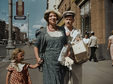 Кадр из фильма «Подкидыш» 1939 года Кадр из фильма «Подкидыш» 1939 года