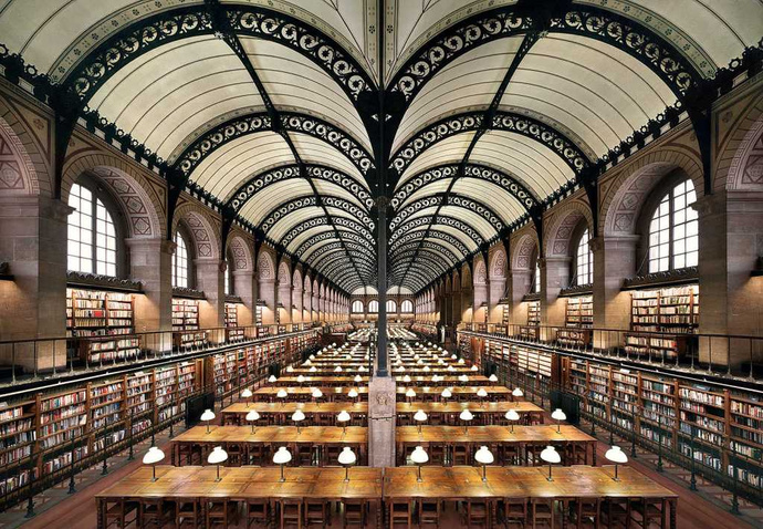 Библиотека Сент-Женевьев, Франция