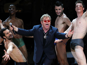 Элтон Джон (Elton John) счастлив стать родителем Элтон Джон (Elton John) счастлив стать родителем