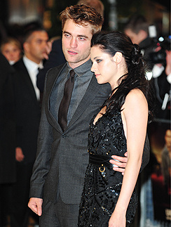 Роберт и Кристен: "Сумерки" их связали. Роберт Паттинсон (Robert Pattinson) и Кирстен Стюарт (Kristen Stewart)