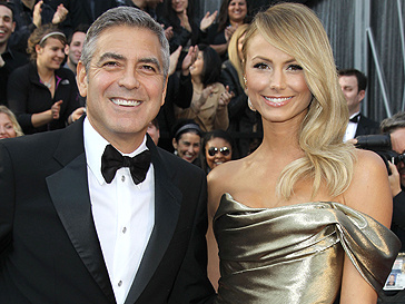 Джордж Клуни (George Clooney) и Сейсти Киблер (Stacey Keibler) Джордж Клуни (George Clooney) и Сейсти Киблер (Stacey Keibler)