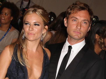 Джуд Лоу (Jude Law) и Сиенна Миллер (Sienna Miller) разошлись Джуд Лоу (Jude Law) и Сиенна Миллер (Sienna Miller) разошлись
