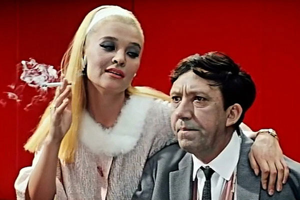 Светлана Светличная в фильме "Бриллиантовая рука" Светлана Светличная в фильме "Бриллиантовая рука"