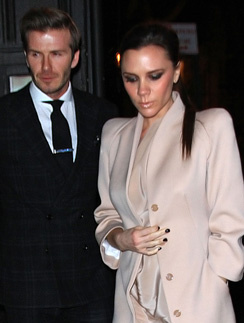 Дэвид и Виктория Бекхэм (David and Victoria Beckham) пережили не один скандал, но остались вместе. Дэвид и Виктория Бекхэм (David and Victoria Beckham) пережили не один скандал, но остались вместе.