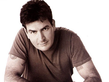 Чарли Шина (Charlie Sheen) уволили из сериала Чарли Шина (Charlie Sheen) уволили из сериала
