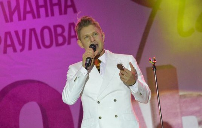Митя Фомин на концерте в честь дня рождения ТРЦ «Планета» Митя Фомин на концерте в честь дня рождения ТРЦ «Планета»