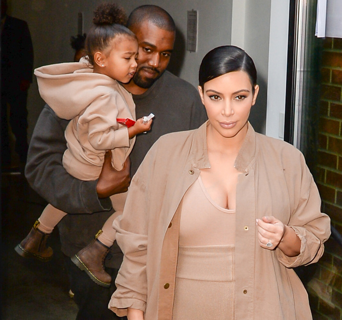 Канье Уэст, Ким Кардашьян и Норт Уэст Канье Уэст, Ким Кардашьян и Норт Уэст