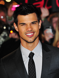 Лотнер больше не запрещает себе сладкое. Тейлор Лотнер (Taylor Lautner)