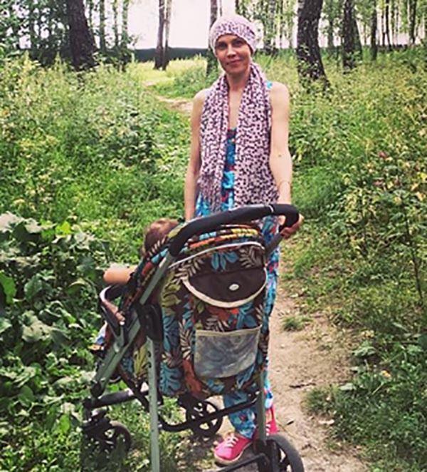 Светлана Устиненко, мама Алианы Гобозовой Светлана Устиненко, мама Алианы Гобозовой