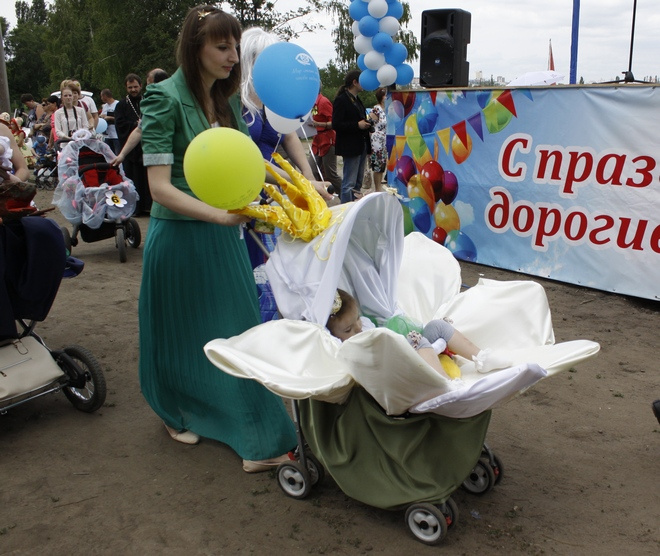Парад колясок в Воронеже 2015 Парад колясок в Воронеже 2015