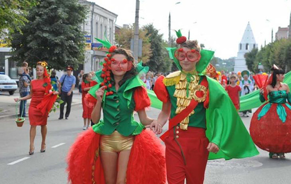 Август, август 2015, отдых в августе, цены, куда в августе «Сызранский помидор», фестивали августа, Сызрань, что посмотреть в Сызрани