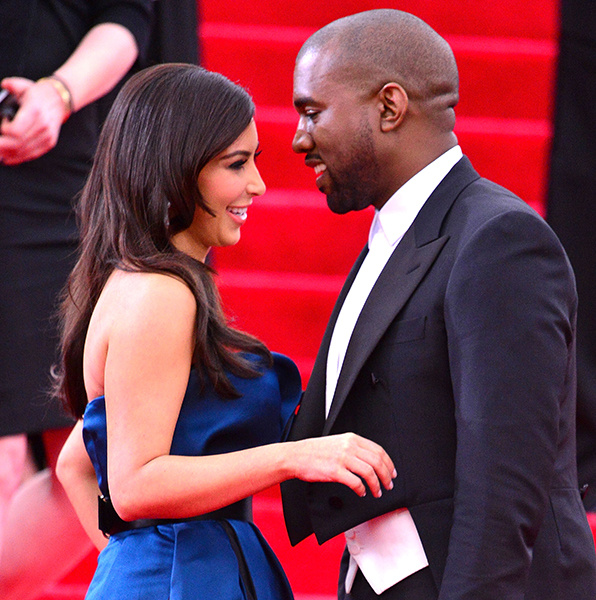 Ким Кардашьян и Канье Уэст на Met Gala 2014 Ким Кардашьян и Канье Уэст на Met Gala - 2014