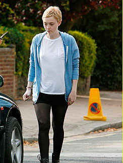 Дакота Фаннинг рассталась с волосами ради новой роли. Дакота Фаннинг (Dakota Fanning)