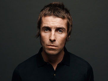 Лиам Галлахер (Liam Gallagher) исполнил кавер на песню The Beatles Лиам Галлахер (Liam Gallagher) исполнил кавер на песню The Beatles
