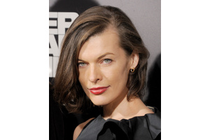 300x200_1_2f42680ef7a5b868b354438df3bc5a04@2405x3000_0xd42ee437_8293802601436346336 Стрижка каре