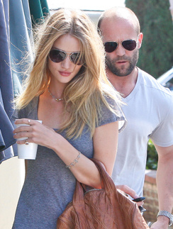 Рози Хантингтон-Уайтли и Джейсон Стэтхем Рози Хантингтон-Уайтли (Rosie Huntington-Whiteley) и Джейсон Стэтхем (Jason Statham)