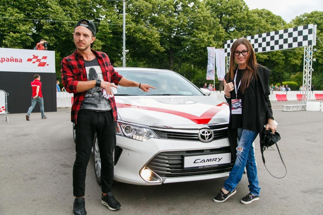 В Москве прошел тест-драйв обновленной Toyota Camry в москве прошел тест-драйв обновленной toyota camry